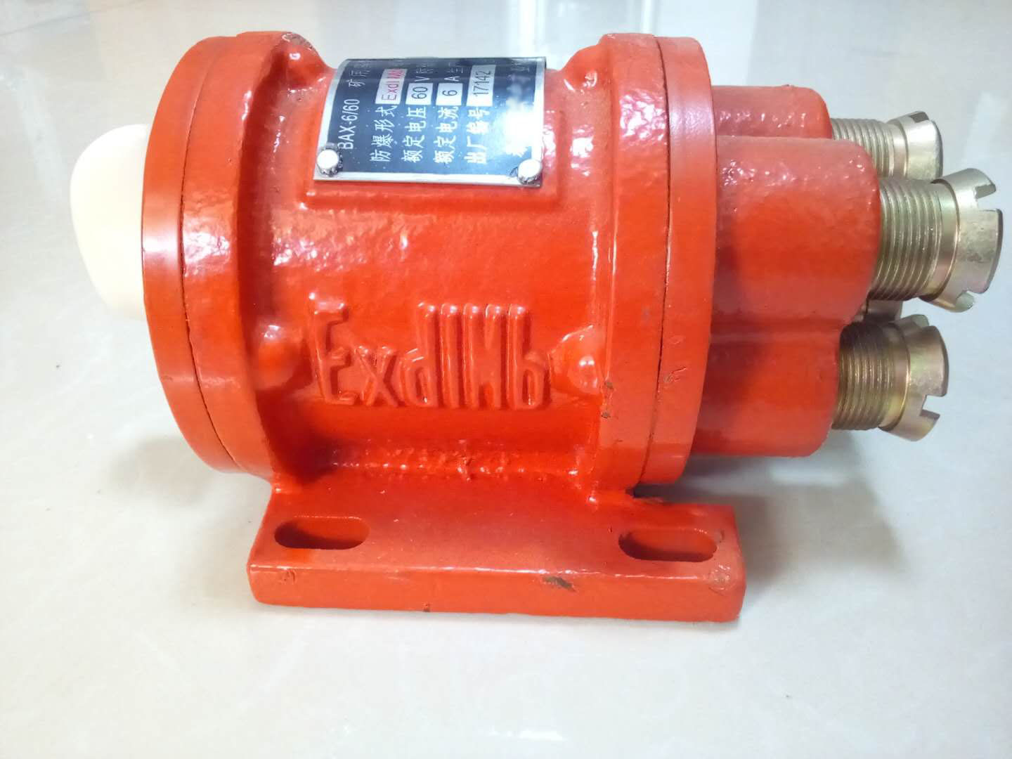 礦山井下光開關安裝場景圖-廣西科毅光通信